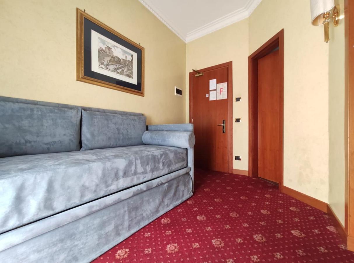 Hotel Miami Roma Esterno foto