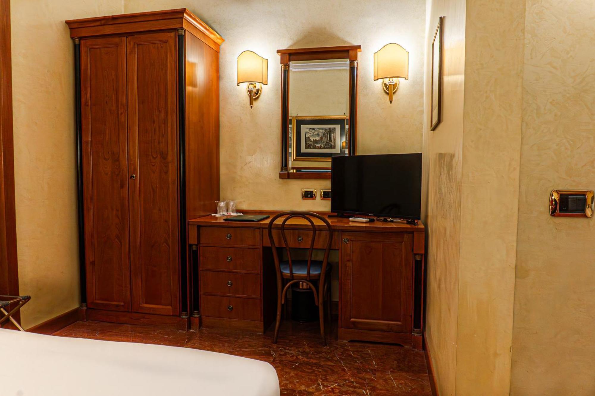Hotel Miami Roma Esterno foto
