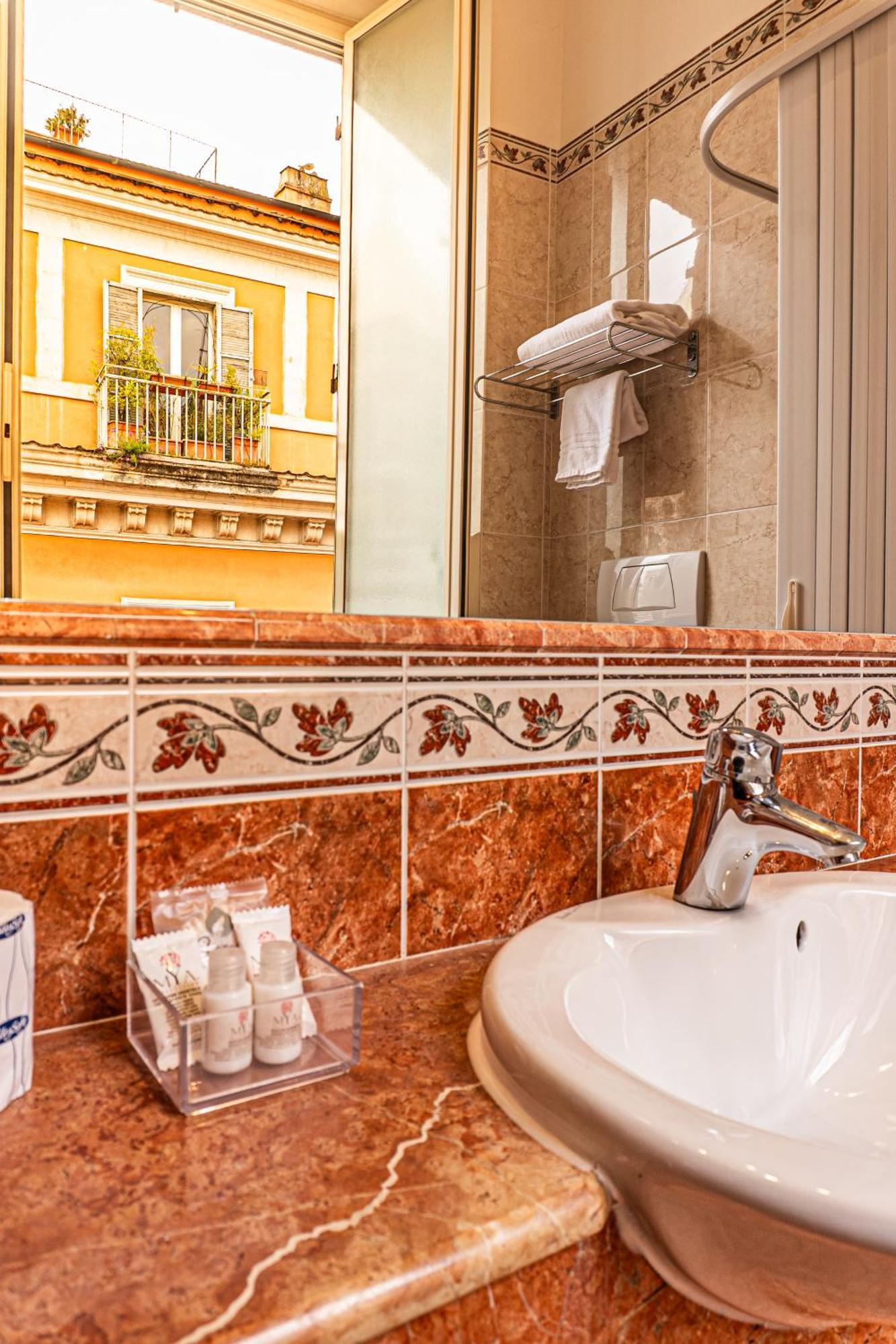 Hotel Miami Roma Esterno foto