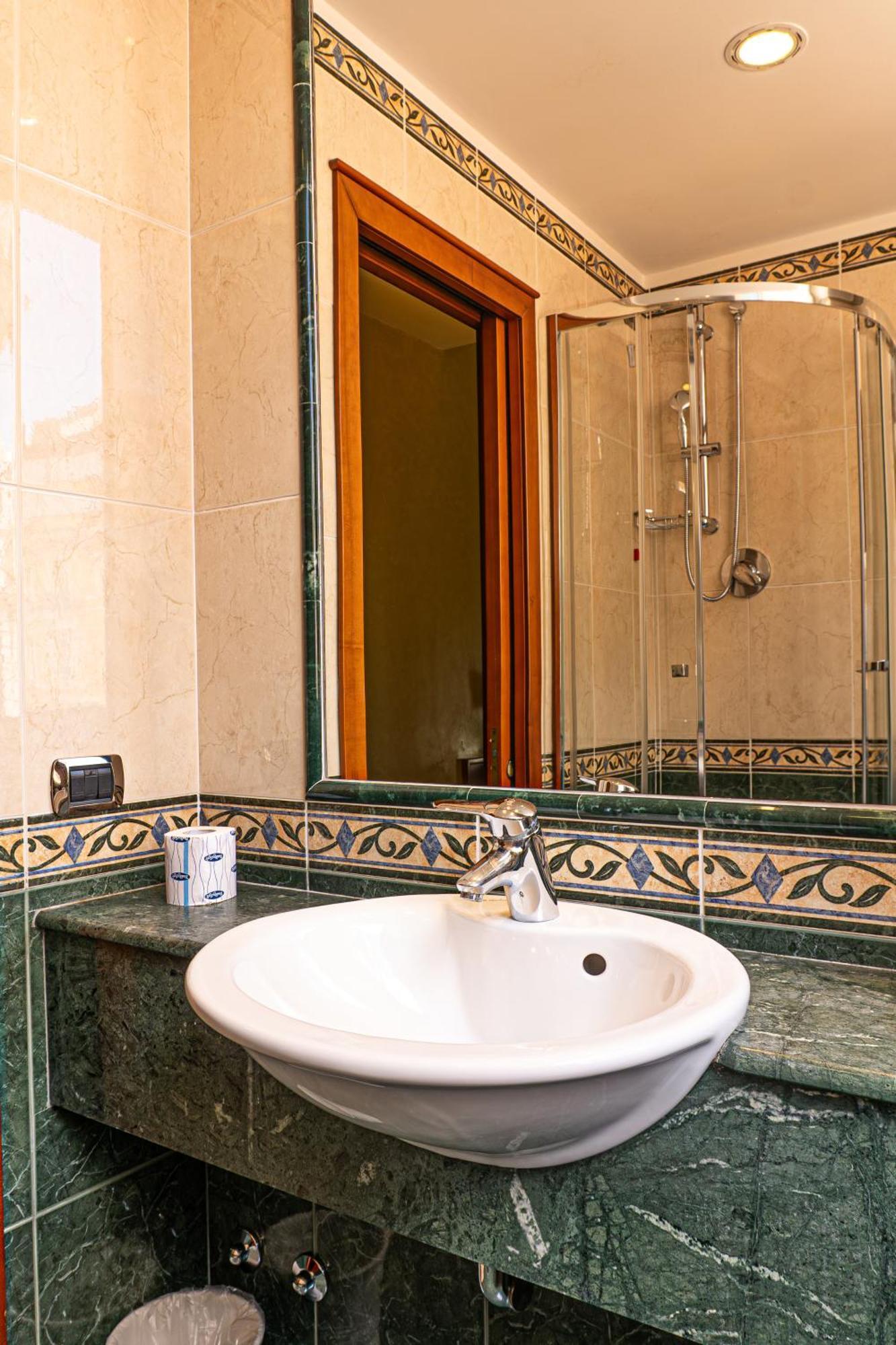 Hotel Miami Roma Esterno foto